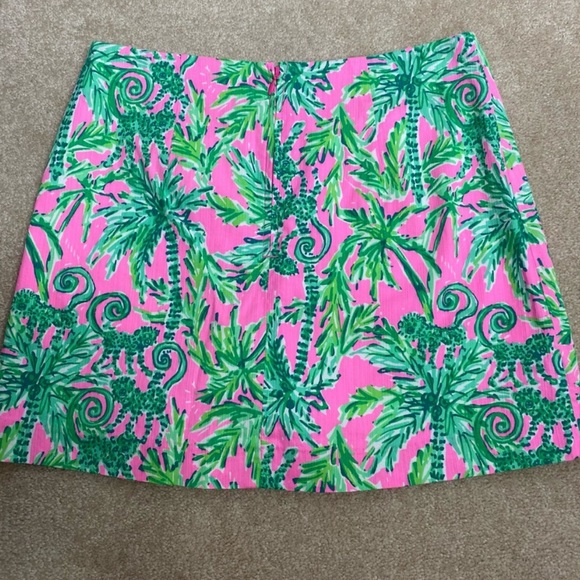 Lilly Pulitzer Tawney Skort Size 2 - Picture 5 of 5